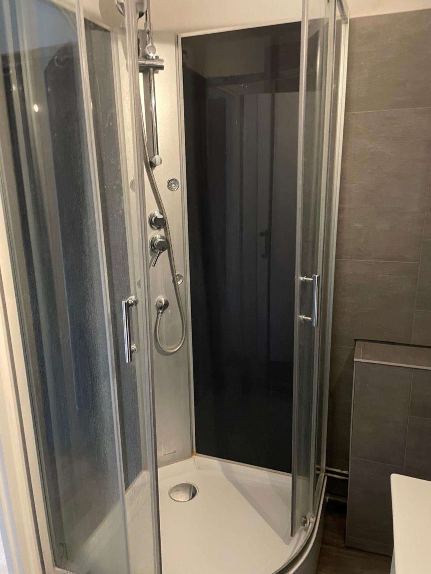 Studio Central Cosy Proche Gare Руфек Екстериор снимка
